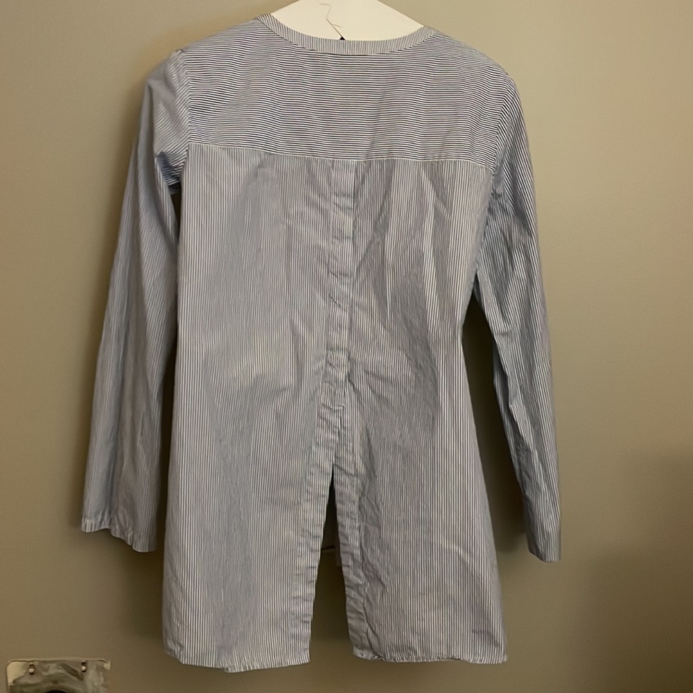 Theory Blue Striped Tunic Top - Picture 4 of 7